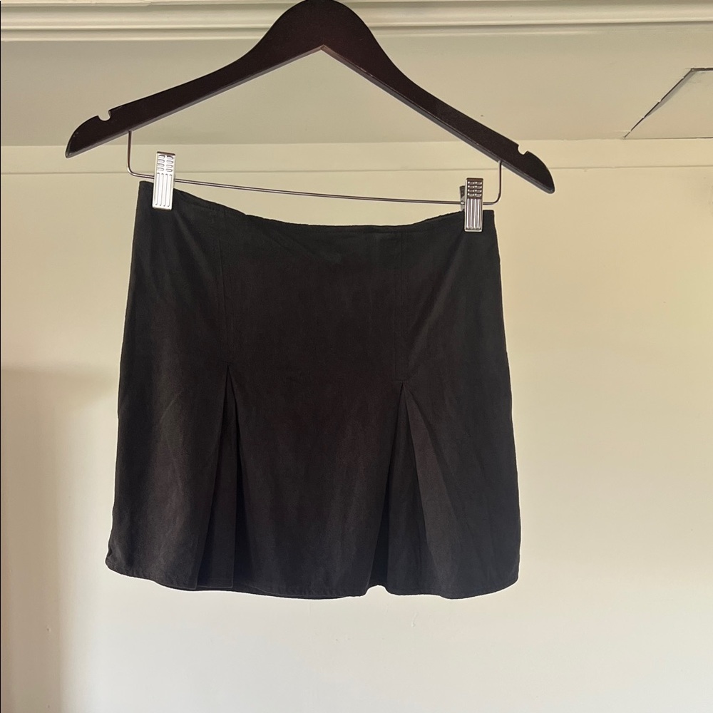Black Pleated Mini Skirt